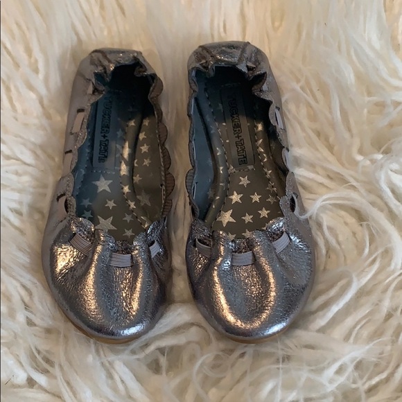 Tucker + Tate Other - Tucker + Tate Scallop Edge Ballet Slippers